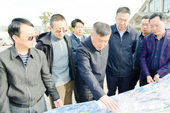 李先祥调研综合交通工作时强调：加快构建综合立体交通网 助推曲靖打造云南副中心城市